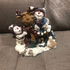 Herco Gift Professional Figurines Snowman Riding‎ Reindeer 4.5” x 4”